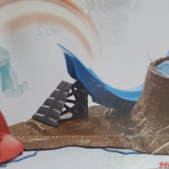 Monster Jam Mud Masters Dunk Tank Playset- New Never Used - Picture 11 of 15